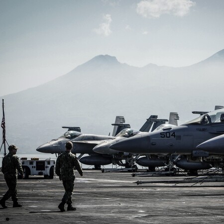 ΗΠΑ ΑΕΡΟΠΛΑΝΟΦΟΡΟ ΛΑΤΙΝΙΚΗ ΑΜΕΡΙΚΗ