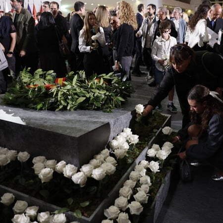 Πλημμύρες στη Βαλένθια: Εκδηλώσεις σε τεταμένο κλίμα στη μνήμη των θυμάτων, έναν χρόνο μετά