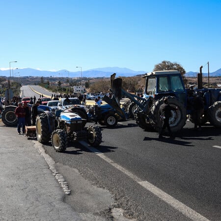 Κρήτη: «Μπλόκο» αγροτών και κτηνοτρόφων για το σκάνδαλο του ΟΠΕΚΕΠΕ