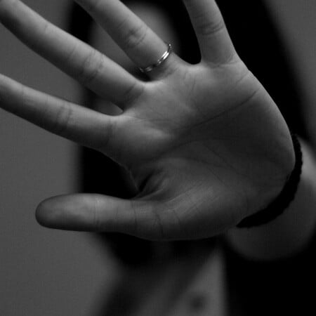 ΚΟΡΩΠΙ ΕΝΔΟΟΙΚΟΓΕΝΕΑΙΑΚΗ ΒΙΑ ΞΥΛΟΔΑΡΜΟΣ