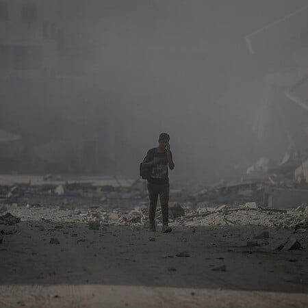 Γάζα: Το Ισραήλ πραγματοποιεί νέους βομβαρδισμούς - Εύθραυστο και αβέβαιο το μέλλον της εκεχειρίας