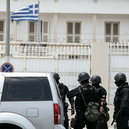 Έφοδος της ΕΛΑΣ στον Κορυδαλλό - Εντοπίστηκε αυτοσχέδιο σουβλί