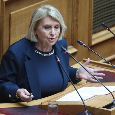 ΠΑΣΟΚ: «Ο κ. Μητσοτάκης οφείλει σήμερα να διαγράψει τη Σοφία Βούλτεψη»