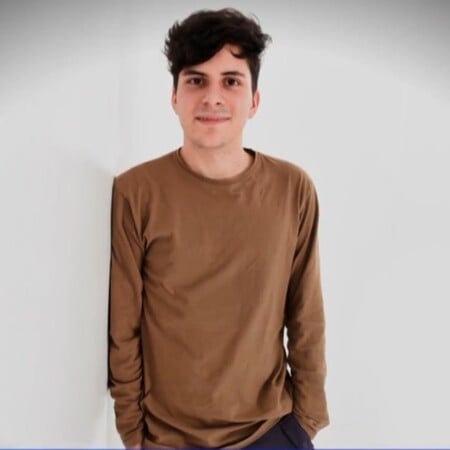 ΣΠΑΤΑ ΦΟΙΤΗΤΗΣ