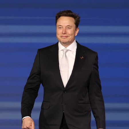 ΕΛΟΝ ΜΑΣΚ 1 ΤΡΙΣ ΔΟΛΑΡΙΑ