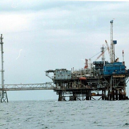 Από τον Πρίνο στο Ιόνιο: Η συμφωνία που αναθερμαίνει το ευρωπαϊκό πλάνο απεξάρτησης από το ρωσικό αέριο