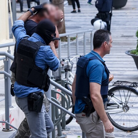 ΒΟΡΙΖΙΑ ΒΙΝΤΕΟ ΤΑΥΤΟΤΗΤΑ ΕΝΟΠΛΟΥ