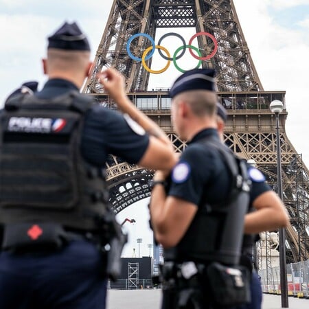 ΓΑΛΛΙΑ ΤΡΟΜΟΚΡΑΤΙΚΗ ΕΠΙΘΕΣΗ