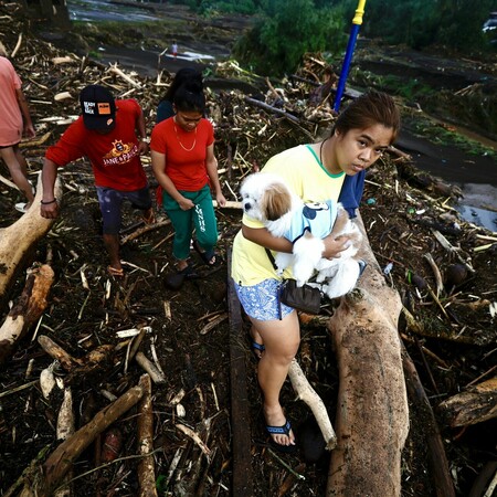 ΤΥΦΩΝΑΣ ΦΙΛΙΠΠΙΝΕΣ