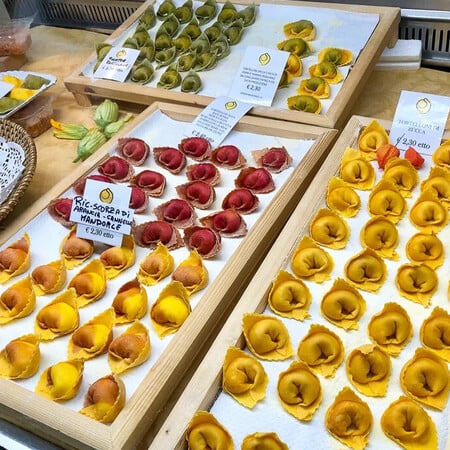 Και μόνο για το απίθανο φαγητό αξίζει το ταξίδι στη Μόντενα