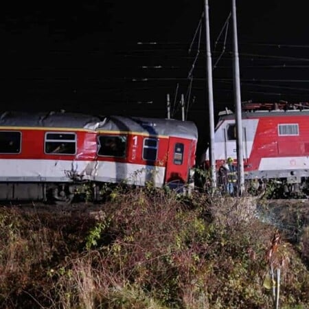 ΣΛΟΒΑΚΙΑ ΤΡΕΝΟ ΣΥΓΚΡΟΥΣΗ