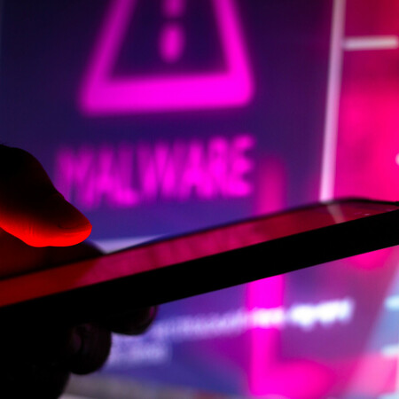 Κατασκοπευτικό λογισμικό: Γιατί χιλιάδες πολίτες παγιδεύονται από τα “εργαλεία” των κυβερνήσεων