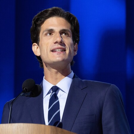 ΤΖΑΚ ΣΛΟΣΜΠΕΡΓΚ ΤΖΟΝ ΚΕΝΕΝΤΙ ΕΓΓΟΝΟΣ