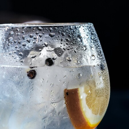 ΤΖΙΝ ΑΛΚΟΟΛ ΠΟΤΟ