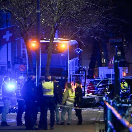 Σουηδία: Λεωφορείο έπεσε σε στάση - Οι πρώτες εκτιμήσεις για τα θύματα 