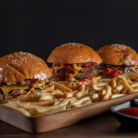 Επανεφεύρεση του fast food: Πώς η ποιότητα και η ποικιλία μεταμορφώνουν το γρήγορο φαγητό