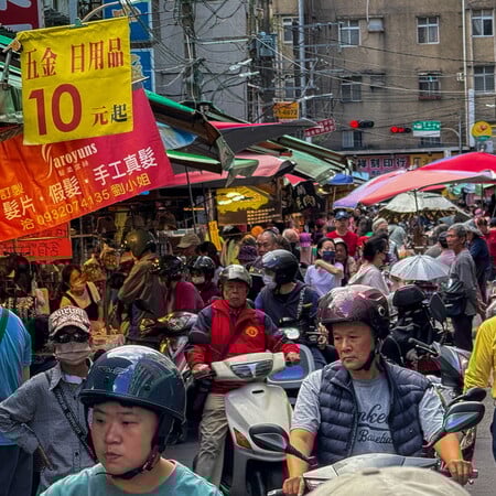 Ταϊβάν: Διανομή «εγχειριδίων ασφαλείας» σε όλα τα νοικοκυριά εν μέσω της αυξανόμενης απειλής από την Κίνα