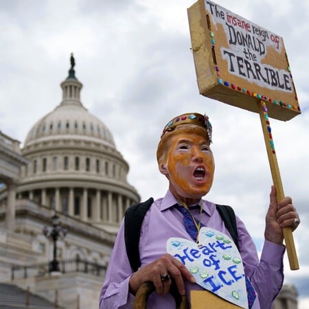 ΦΑΚΕΛΟΙ ΕΠΣΤΑΙΝ ΝΤΟΝΑΛΝΤ ΤΡΑΜΠ ΒΟΥΛΗ ΤΩΝ ΑΝΤΙΠΡΟΣΩΠΩΝ
