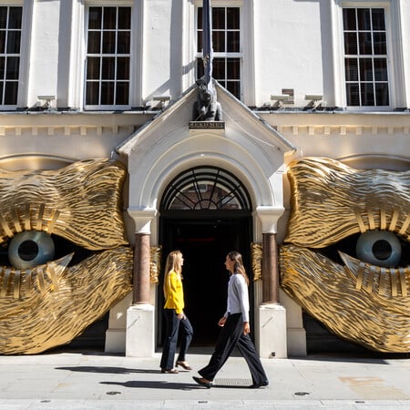 Πόσο πουλήθηκε τελικά η συλλογή της Πολίν Καρπίδα;