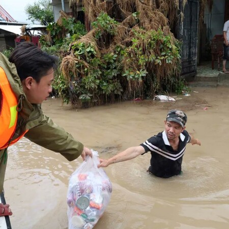 ΒΙΕΤΝΑΜ ΠΛΗΜΜΥΡΕΣ ΝΕΚΡΟΙ