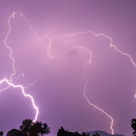 Κακοκαιρία σε εξέλιξη: «Μεγάλη προσοχή τα επόμενα εικοσιτετράωρα», προειδοποιούν οι μετεωρολόγοι