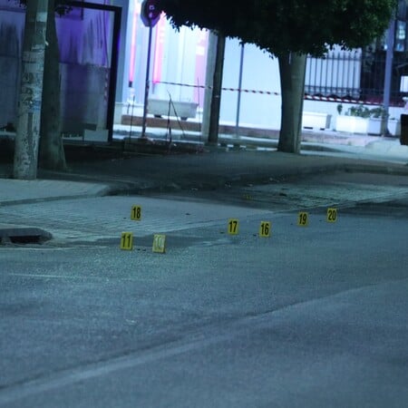 ΚΕΡΑΜΕΙΚΟΣ ΠΤΩΣΗ ΑΝΔΡΑ