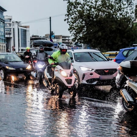 Κακοκαιρία Adel: Γιατί πλημμύρισε με 40 χιλιοστά βροχής η Αττική; - Η εξήγηση Κολυδά 