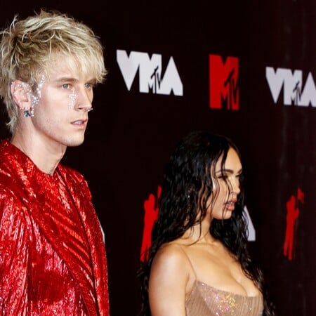 ΜΕΓΚΑΝ ΦΟΞ ΜΑΣΙΝ ΓΚΑΝ ΚΕΛΙ