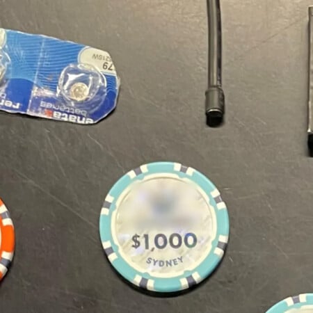 Κρυφή κάμερα και ακουστικά: Πώς ένα ζευγάρι «κέρδισε» 500.000 σε καζίνο του Σίδνεϊ