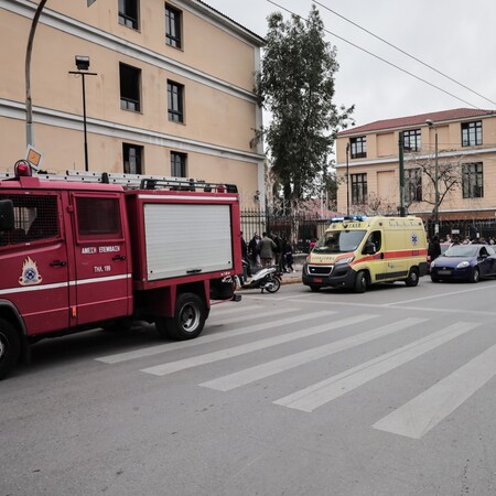 ΒΟΜΒΑ ΤΗΛΕΦΩΝΗΜΑ ΕΥΕΛΠΙΔΩΝ