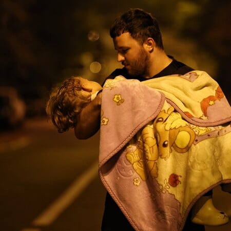 Απέναντι στον πόλεμο 