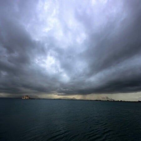 Κακοκαιρία Byron: Κόκκινος συναγερμός σε αυτές τις 9 περιοχές - Τι θα γίνει στην Αττική