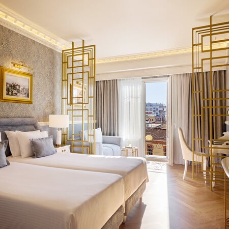 Μια νέα Deluxe εποχή ξεκινά στο Mediterranean Palace