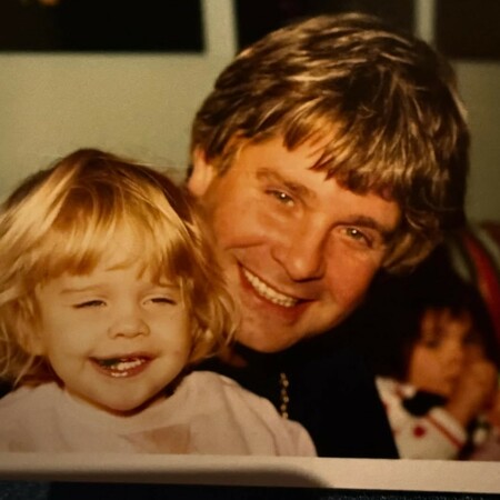 Σάρον και Κέλι Όσμπορν θυμούνται τον Όζι στα 77 χρόνια από τη γέννησή του