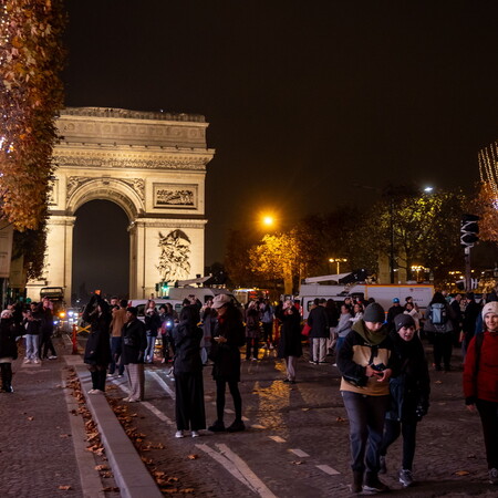Γαλλία: Η κυβέρνηση αυξάνει την ασφάλεια σε χριστουγεννιάτικες εκδηλώσεις λόγω «πολύ υψηλού» κινδύνου τρομοκρατίας