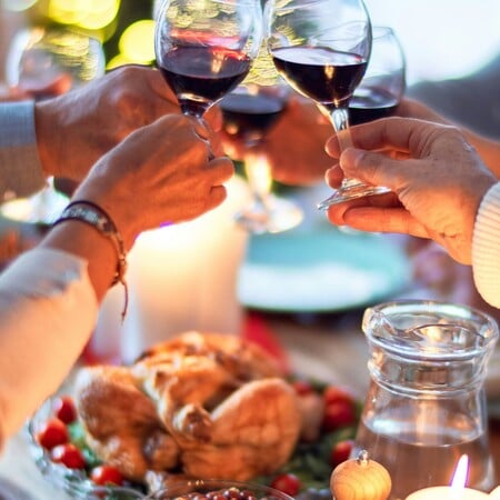 ΧΡΙΣΤΟΥΓΕΝΝΙΑΤΙΚΟ ΤΡΑΠΕΖΙ 2025 ΤΙΜΕΣ ΑΚΡΙΒΕΙΑ