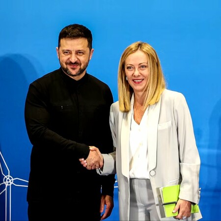 Η Μελόνι στέλνει έκτακτο υλικό για την προστασία των ενεργειακών υποδομών της Ουκρανίας - Επικοινωνία με Ζελένσκι