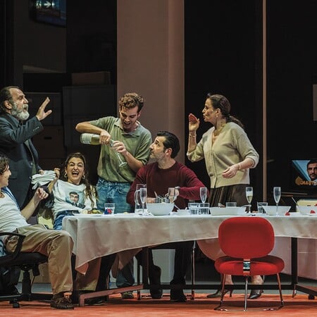 Έτρεξες μακριά, αλλά δεν έφυγες ποτέ 