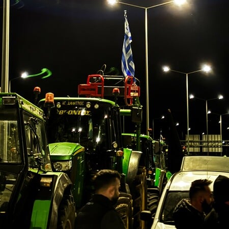 «Να παραμείνει ζωντανή η ύπαιθρος»: Οι αγρότες δεν υποχωρούν – Τι σχεδιάζουν για τις επόμενες ημέρες