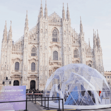 Η TCL έφερε τη μαγεία των Χριστουγέννων και τον παλμό των Χειμερινών Ολυμπιακών στο Μιλάνο