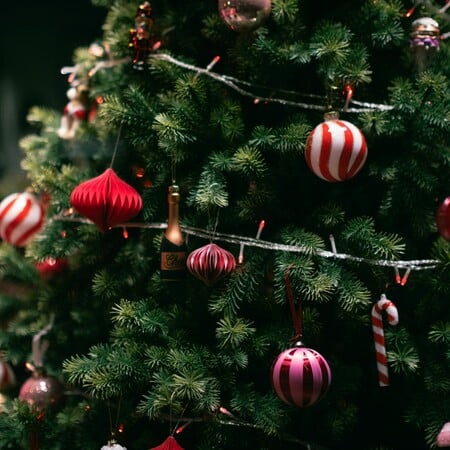 Ξεκινά σήμερα το εορταστικό ωράριο στην Αθήνα: Οι ημερομηνίες έως την Πρωτοχρονιά