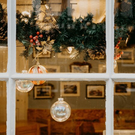 Επιδόματα, συντάξεις και δώρα: Οι ημερομηνίες των πληρωμών πριν τα Χριστούγεννα