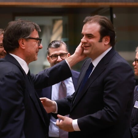 Τι γράφει ο διεθνής Τύπος για την εκλογή Πιερρακάκη ως προέδρου του Eurogroup