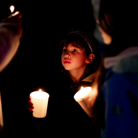 Τρομοκρατική επίθεση στο Σίδνεϊ: Xιλιάδες πολίτες θρηνούν σε αγρυπνίες σε όλη την Αυστραλία