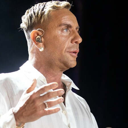 Γιώργος Μαζωνάκης: «Ήμουν μπροστά όταν του είπαν “έτσι θα κάνεις καριέρα”» υποστηρίζει άτομο από το σχήμα