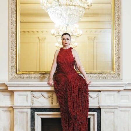 Καρυοφυλλιά, γίνε πάλι μια άλλη