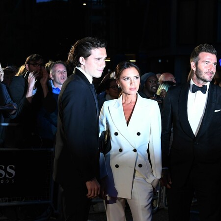 Ντέιβιντ και Βικτόρια Μπέκαμ: «Ο Μπρούκλιν τους έκανε block, είναι συντετριμμένοι», λέει το περιβάλλον τους