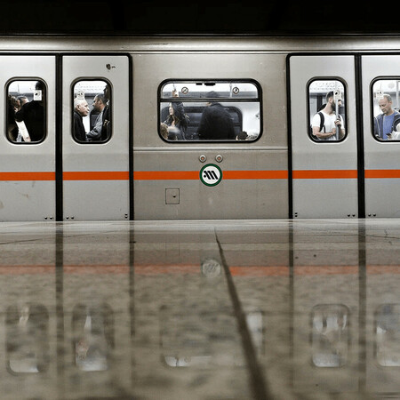 Χριστούγεννα 2025: Τα δρομολόγια των ΜΜΜ στην Αθήνα 