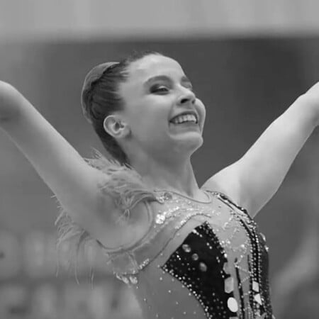 ΑΘΛΗΤΡΙΑ ΘΑΝΑΤΟΣ ΙΖΑΜΠΕΛ ΜΑΡΣΙΝΑΚ