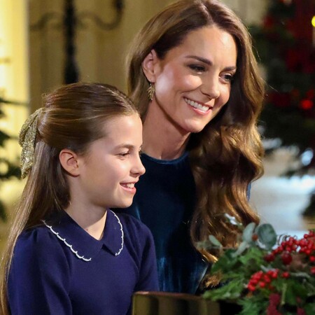 Κέιτ Μίντλετον: Το ντουέτο - έκπληξη στο πιάνο με την πριγκίπισσα Σάρλοτ για τα Χριστούγεννα